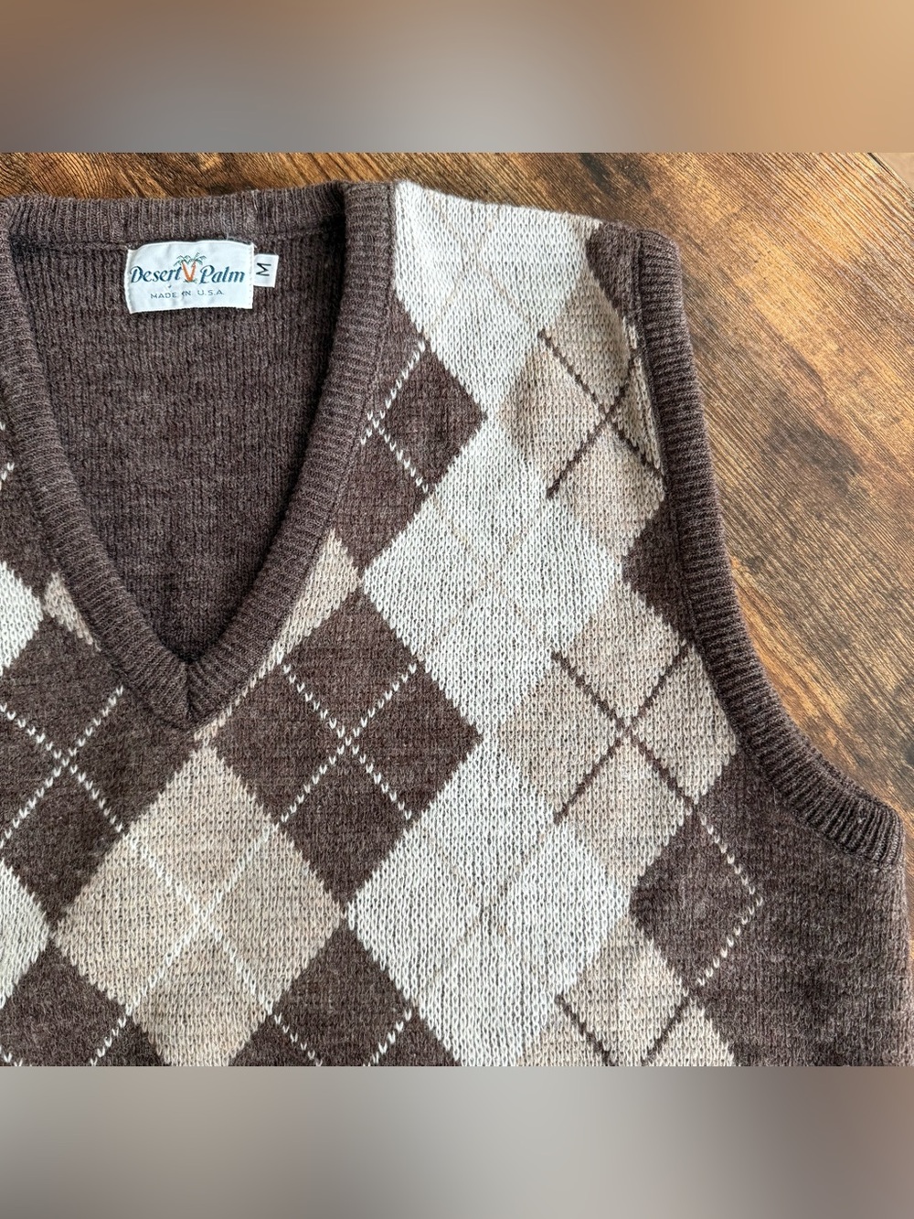 Vintage 80s Argyle V-Neck Wool Blend Sweater Vest ~ Size Medium - Picture 5 of 8
